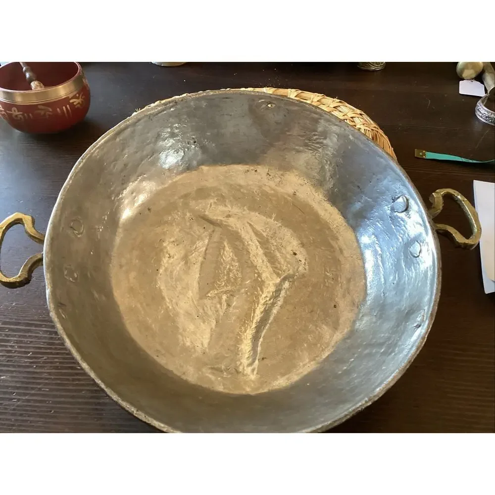 Antique hammered Tinned Copper brass handle primitive Bird Pan 9x 2